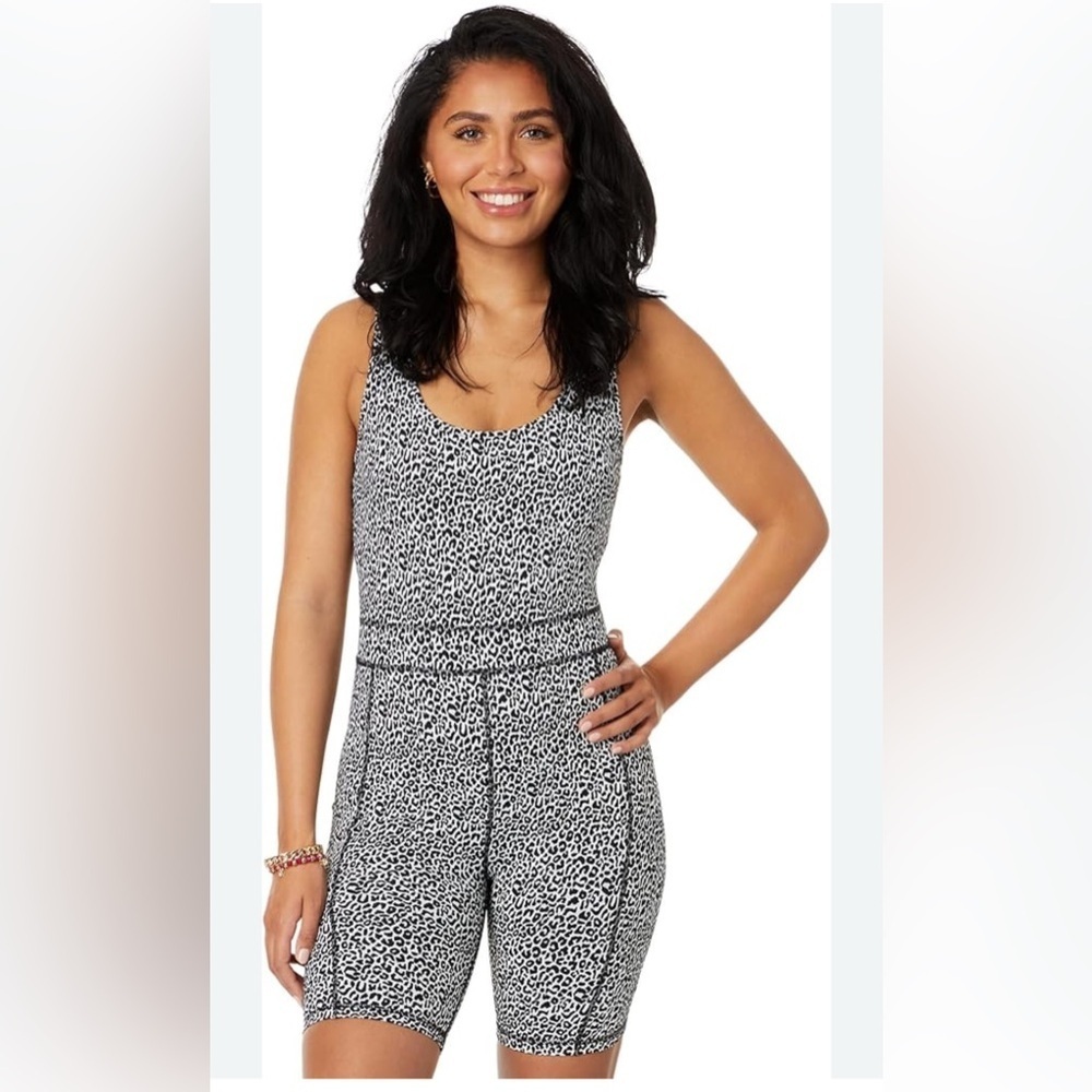 Lilly Pulitzer Black & White Leopard Print Sleeveless Jumpsuit Romper
